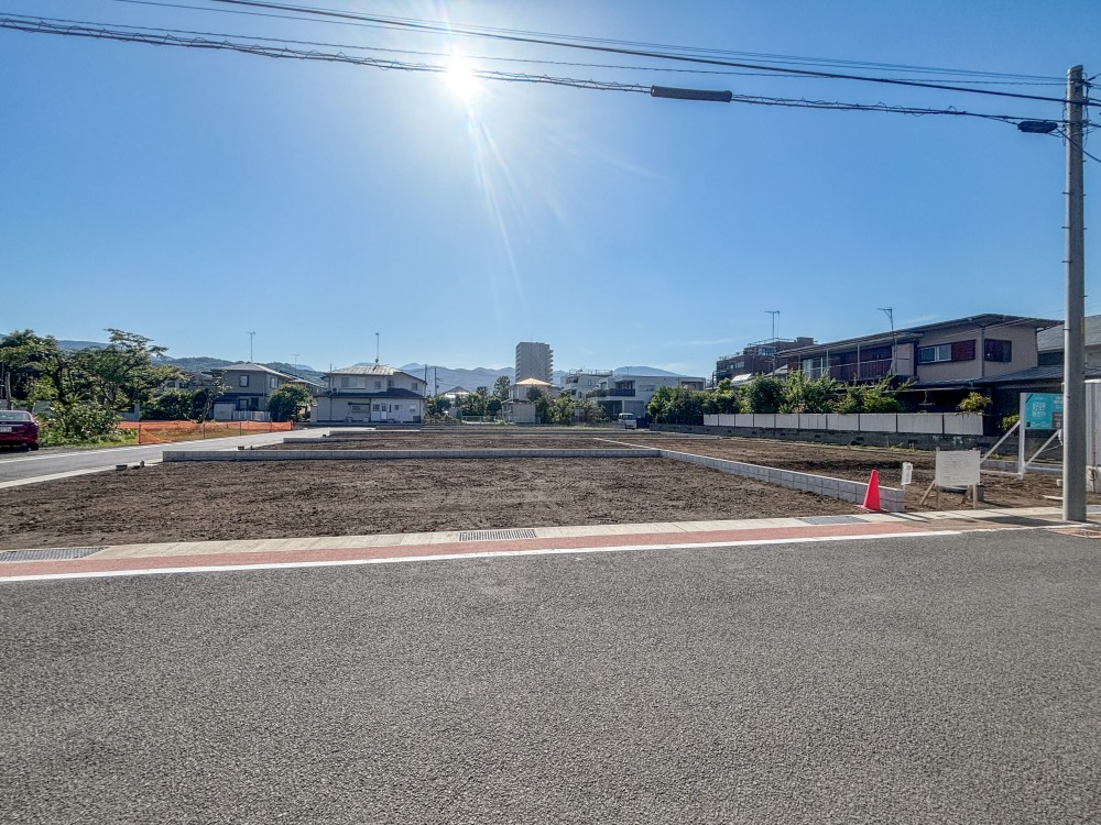 販売現地
