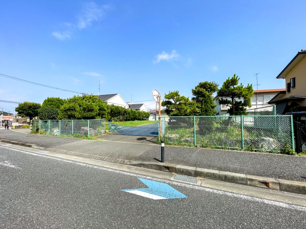 販売現地